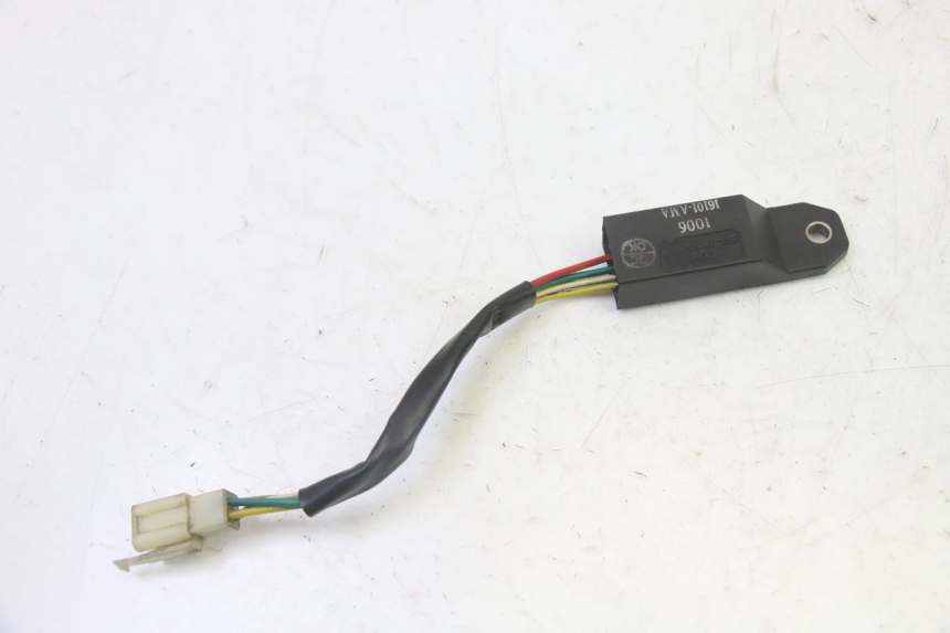 photo de RELE' ELETTRICO PEUGEOT VIVACITY NEW 4T 50 (2008 - 2017) - Zoom sullo stato d'uso