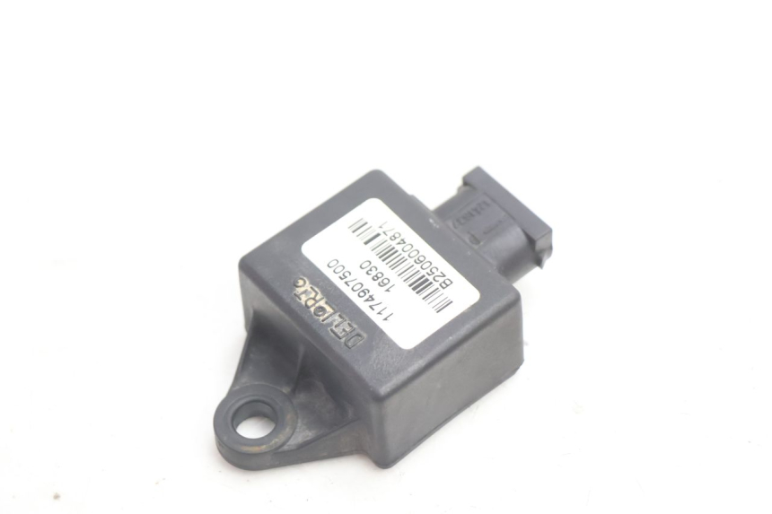photo de RELE' ELETTRICO PEUGEOT VIVACITY 50 (2004 - 2009) - Zoom sullo stato d'uso