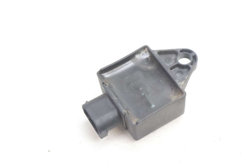 photo de RELE' ELETTRICO PEUGEOT VIVACITY 50 (2004 - 2009) - Altra angolazione