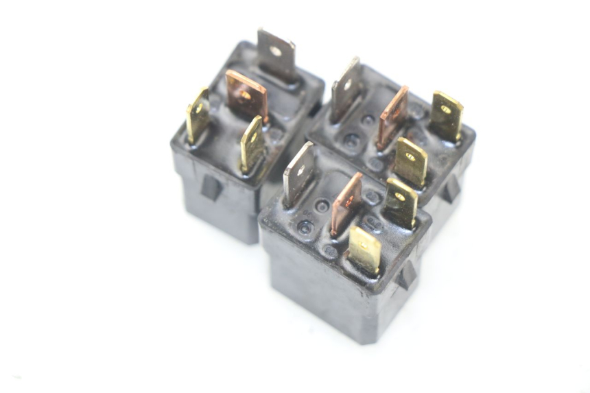 photo de RELE YAMAHA XMAX X-MAX ABS 125 (2014 - 2016) - Dettaglio del componente