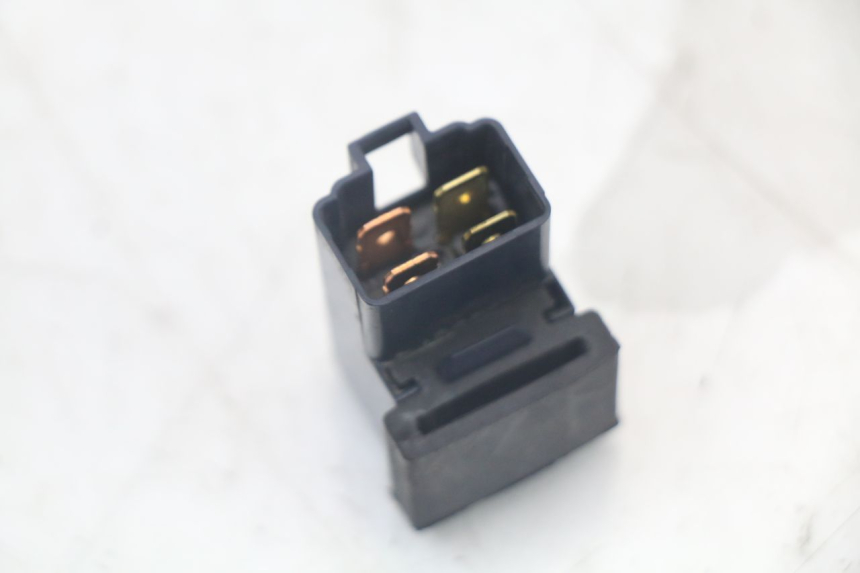 photo de RELE' ELETTRICO YAMAHA XMAX X-MAX 125 (2006 - 2009) - Dettaglio del componente