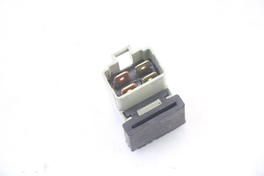 photo de RELE' ELETTRICO YAMAHA X-MAX XMAX 125 (2010 - 2013) - Zoom sullo stato d'uso