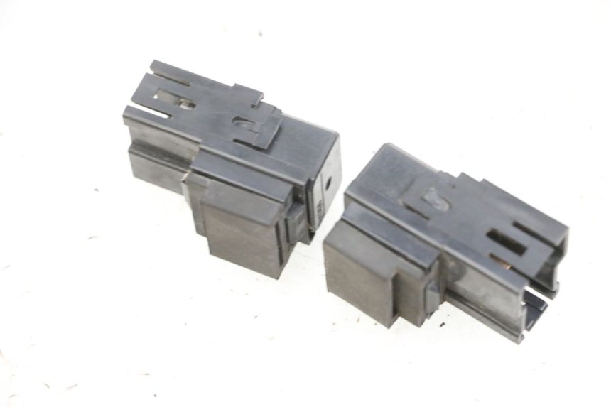 photo de RELE' ELETTRICO YAMAHA X-MAX XMAX 125 (2010 - 2013) - Zoom sullo stato d'uso