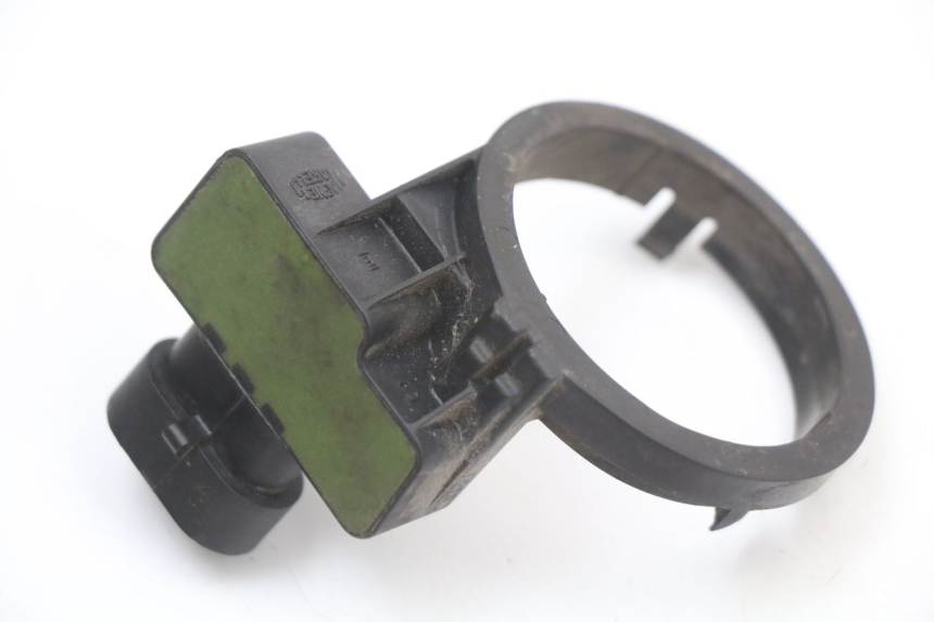 photo de RELE' ELETTRICO PIAGGIO X10 125 (2012 - 2017) - Zoom sullo stato d'uso