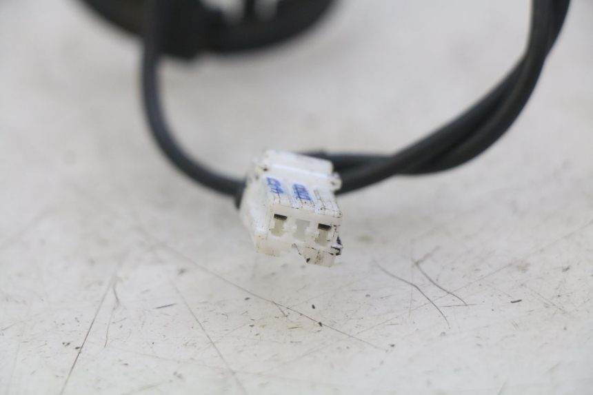 photo de RELE' ELETTRICO PIAGGIO X8 125 (2004 - 2007) - Zoom sullo stato d'uso