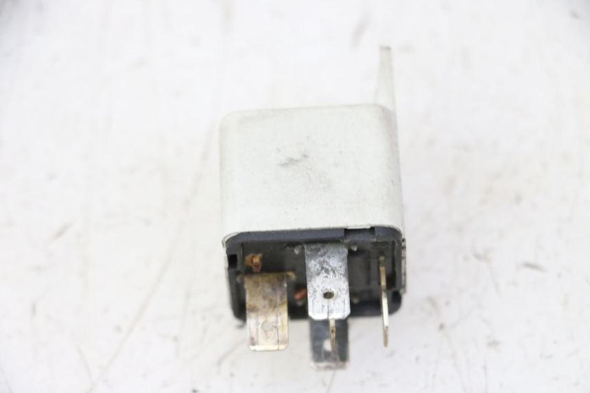 photo de RELE' ELETTRICO PIAGGIO X9 EVOLUTION 125 (2003 - 2007) - Zoom sullo stato d'uso