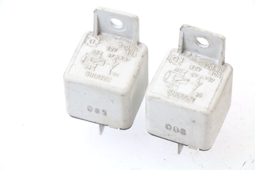 photo de Relè elettrico PIAGGIO XEVO X-EVO 250 (2007 - 2012) - Dettaglio del componente