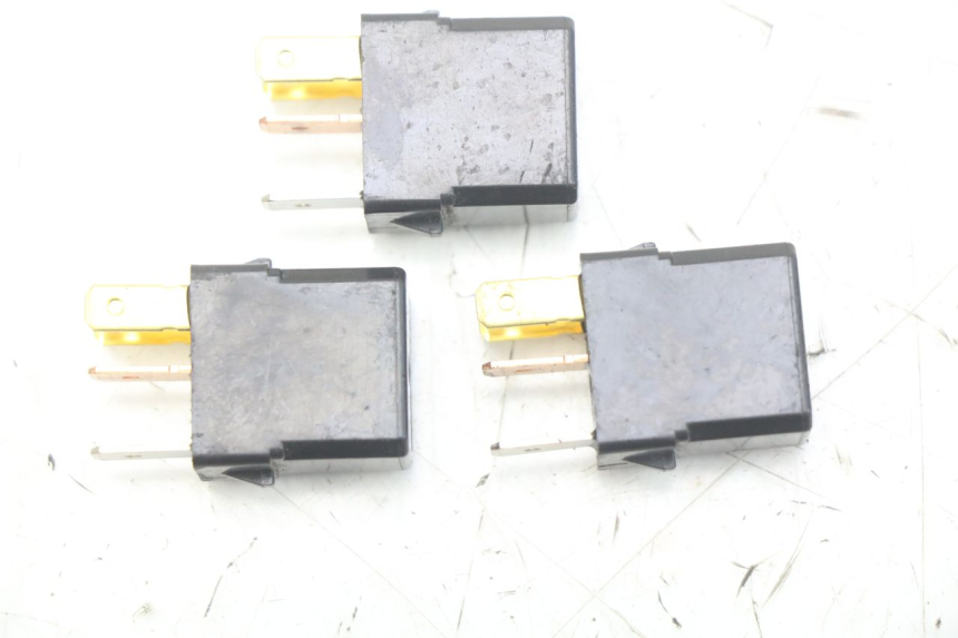 photo de RELE' ELETTRICO YAMAHA XP T-MAX TMAX 500 (2004 - 2007) - Vista principale