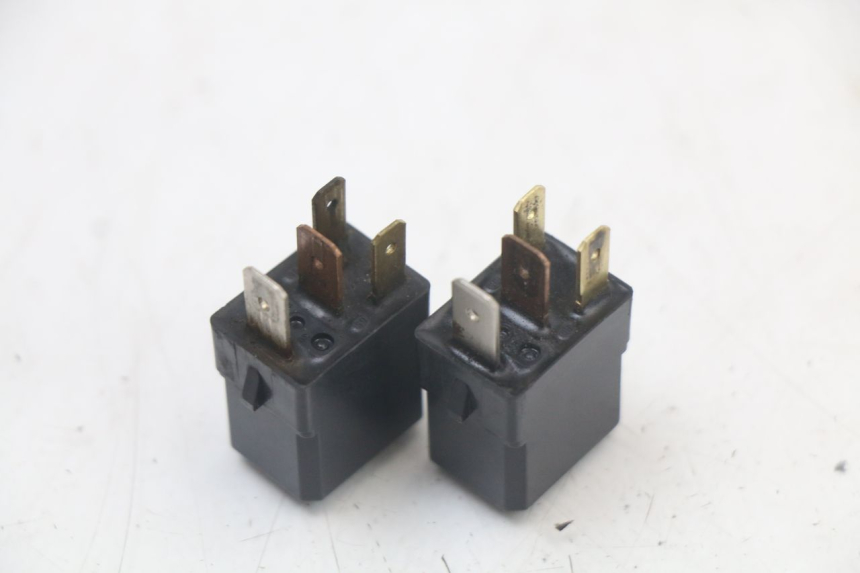 photo de RELE YAMAHA FZ1 FAZER 1000 (2007 - 2009) - Dettaglio del componente