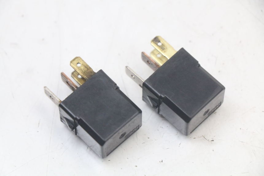 photo de RELE YAMAHA FZ1 FAZER 1000 (2007 - 2009) - Zoom sullo stato d'uso