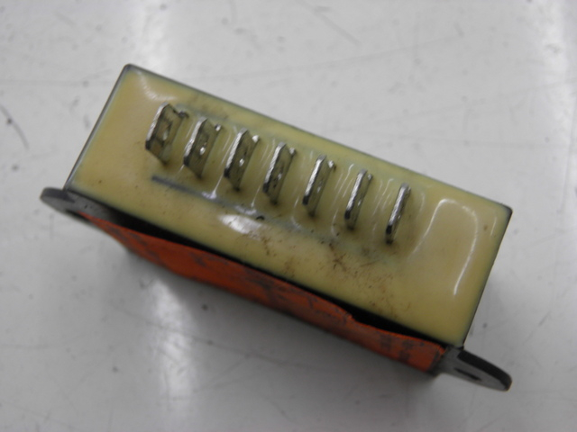 photo de RELE' ELETTRICO YAMAHA FZS FAZER 600 (1998 - 2001) - Zoom sullo stato d'uso