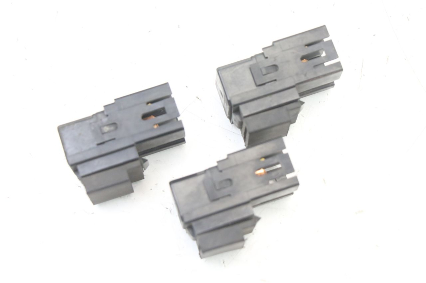 photo de RELE YAMAHA X-MAX XMAX ABS 250 (2010 - 2014) - Vista principale