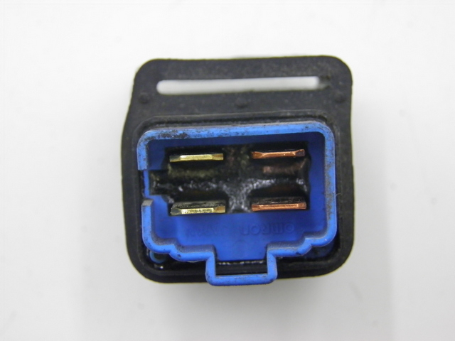 photo de Relè elettrico YAMAHA XJS DIVERSION 600 (1997 - 1999) - Dettaglio del componente