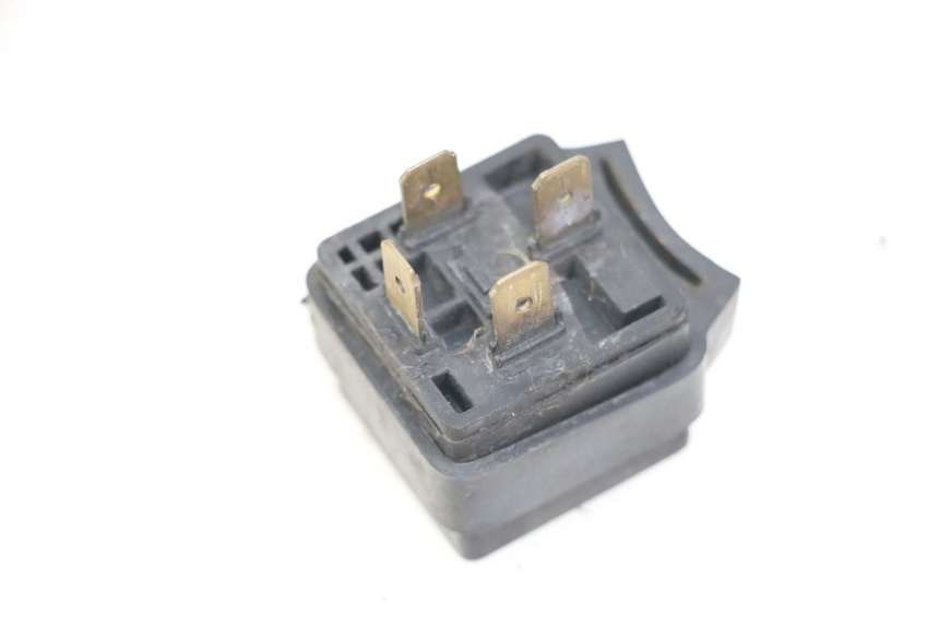 photo de RELE' ELETTRICO YAMAHA YP MAJESTY 125 (2007 - 2010) - Zoom sullo stato d'uso