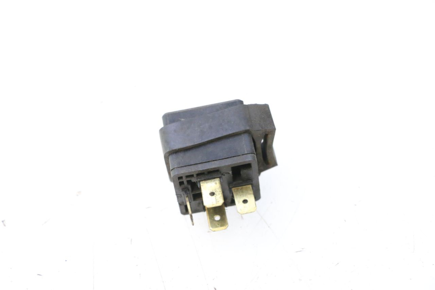photo de RELE' ELETTRICO YAMAHA YP MAJESTY 125 (1998 - 2001) - Dettaglio del componente