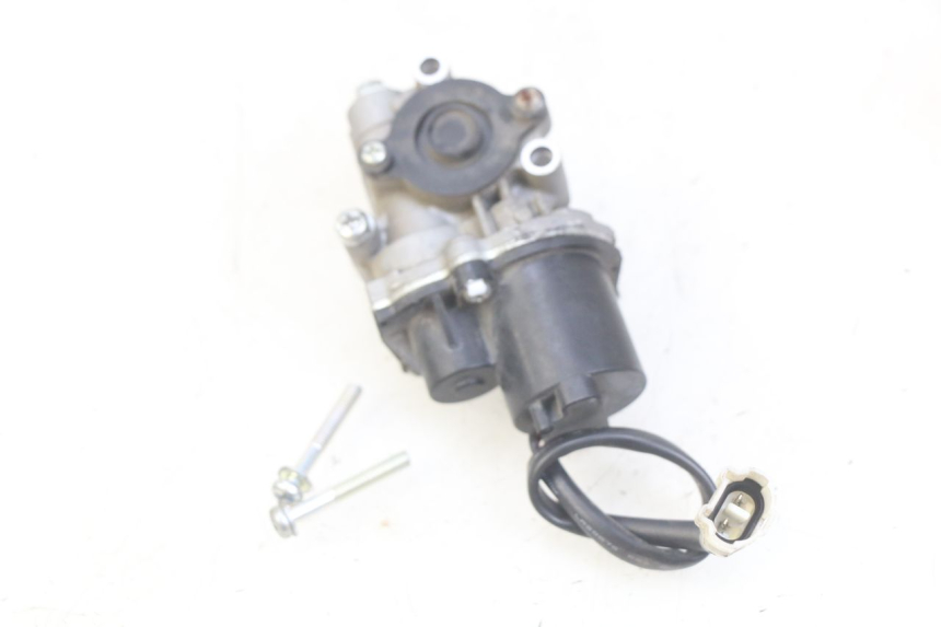 photo de RELE' ELETTRICO YAMAHA YZF R1 1000 (2007 - 2008) - Zoom sullo stato d'uso