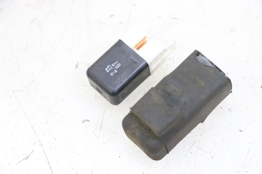 photo de RELE KAWASAKI ZR 7 750 (1999 - 2004) - Dettaglio del componente