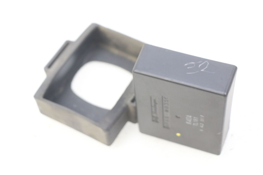 photo de RELE FANALE HONDA FORZA 125 (2015 - 2016) - Zoom sullo stato d'uso