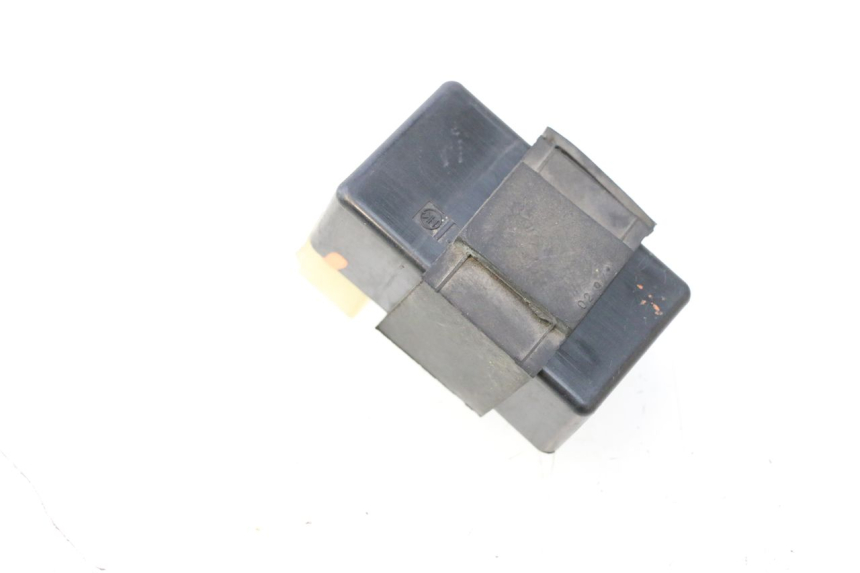 photo de RELE FARO HONDA ST PAN EUROPEAN 1100 (1990 - 2002) - Zoom sullo stato d'uso
