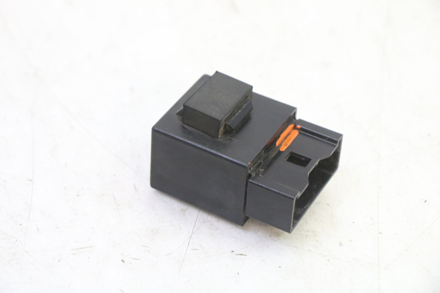 photo de RELÈ POMPA CARBURANTE YAMAHA FJR ABS 1300 (2006 - 2012) - Zoom sullo stato d'uso