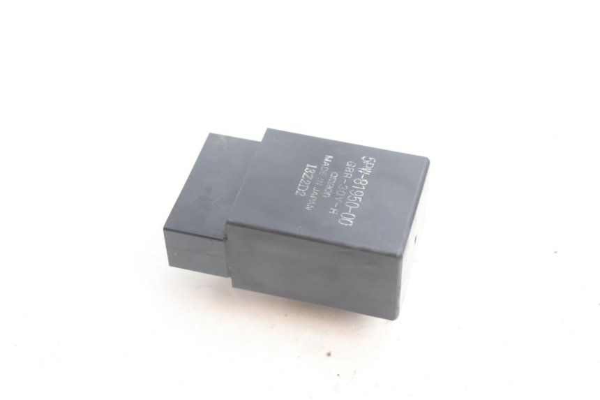 photo de RELÈ POMPA CARBURANTE YAMAHA FJR 1300 (2001 - 2005) - Dettaglio del componente