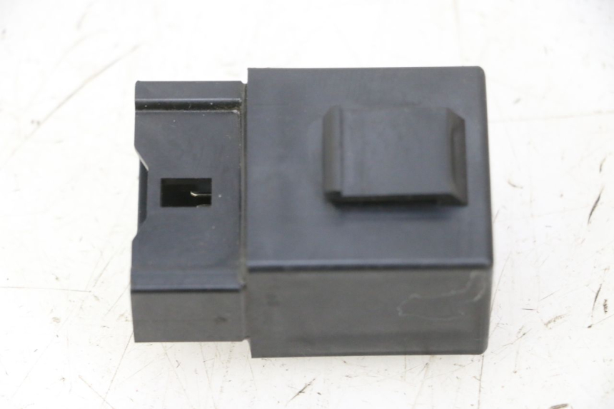 photo de RELÈ POMPA CARBURANTE YAMAHA MT-07 MT07 ABS 700 (2014 - 2017) - Zoom sullo stato d'uso