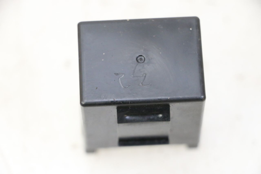 photo de RELÈ POMPA CARBURANTE YAMAHA MT-07 MT07 700 (2018 - 2020) - Dettaglio del componente