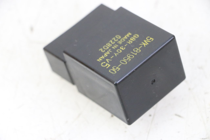 photo de RELÈ POMPA CARBURANTE YAMAHA MT-07 MT07 700 (2018 - 2020) - Primo piano tecnico