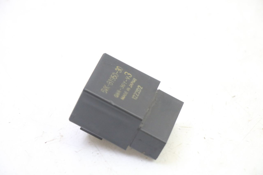 photo de RELÈ POMPA CARBURANTE YAMAHA TDM ABS 900 (2002 - 2014) - Dettaglio del componente