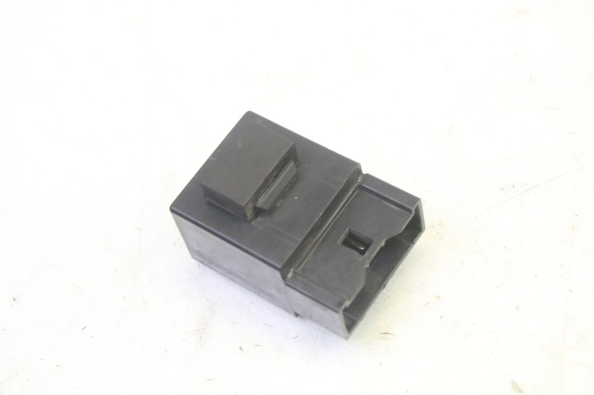 photo de RELÈ POMPA CARBURANTE YAMAHA TDM ABS 900 (2002 - 2014) - Zoom sullo stato d'uso