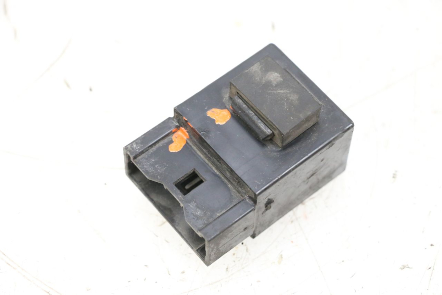 photo de RELÈ POMPA CARBURANTE YAMAHA TDM ABS 900 (2002 - 2014) - Zoom sullo stato d'uso