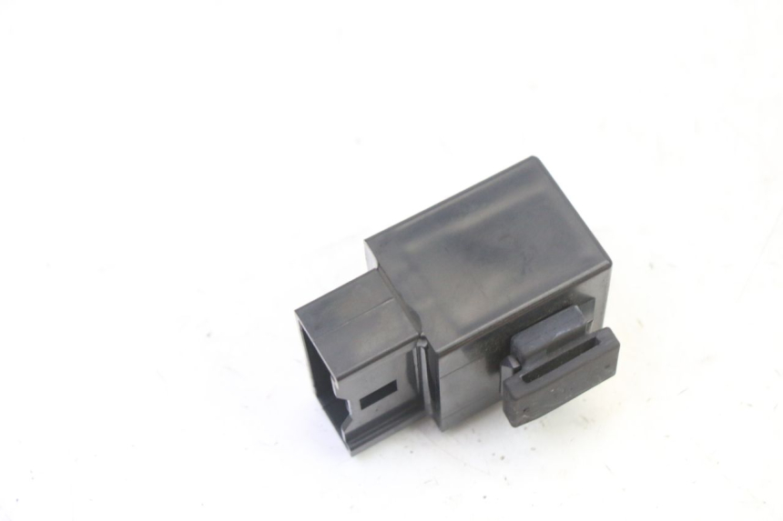 photo de RELÈ POMPA CARBURANTE YAMAHA XJ6 ABS 600 (2008 - 2016) - Dettaglio del componente