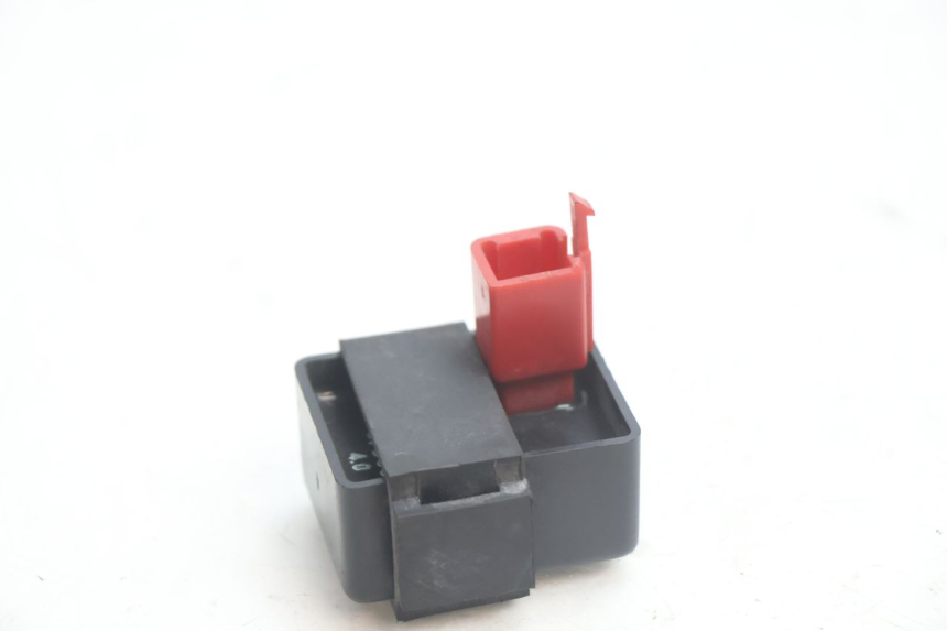 photo de RELÈ POMPA CARBURANTE KAWASAKI ZX-6R ZX6R 600 (1995 - 1997) - Zoom sullo stato d'uso