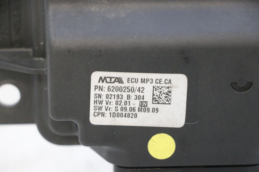 photo de ROLL LOCK RELE PIAGGIO MP3 HPE 310 (2024 - 2025) - Vista d'insieme del prodotto