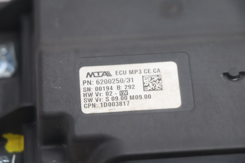 photo de ROLL LOCK RELE PIAGGIO MP3 HPE 530 (2022 - 2026) - Dettaglio del componente