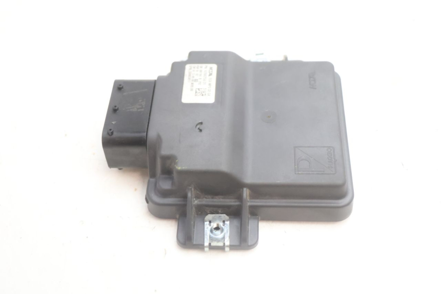 photo de ROLL LOCK RELE PIAGGIO MP3 HPE 530 (2022 - 2026) - Zoom sullo stato d'uso