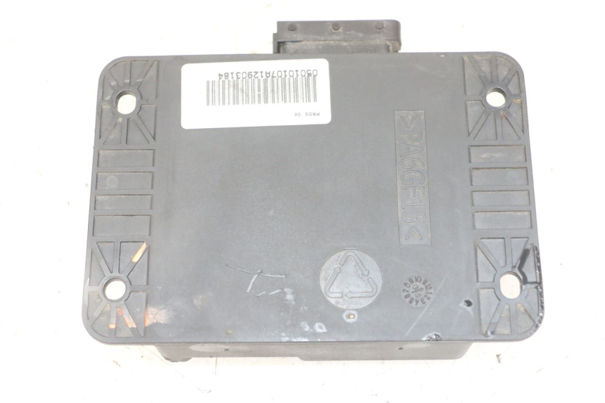 photo de RELAIS ROLL LOCK PIAGGIO MP3 LT 400 (2007 - 2012) - Zoom sullo stato d'uso