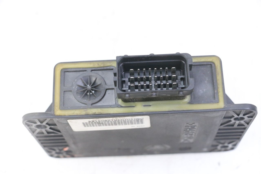 photo de RELAIS ROLL LOCK PIAGGIO MP3 LT 400 (2007 - 2012) - Altra angolazione