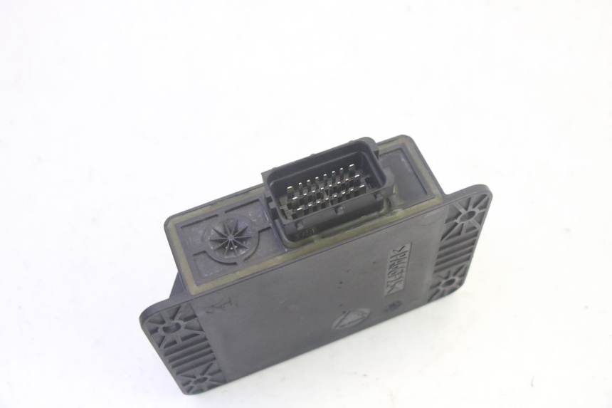 photo de RELAIS ROLL LOCK PIAGGIO MP3 LT 400 (2007 - 2012) - Primo piano tecnico