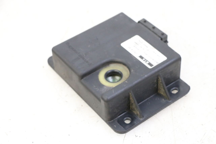 photo de RELAIS ROLL LOCK PIAGGIO MP3 500 (2014 - 2017) - Primo piano tecnico