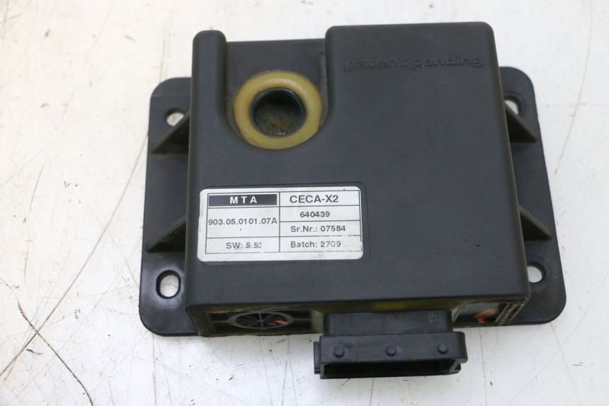 photo de RELAIS ROLL LOCK PIAGGIO MP3 RL 250 (2006 - 2010) - Primo piano tecnico