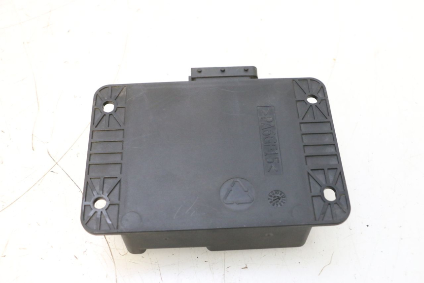 photo de ROLL LOCK RELE PIAGGIO MP3 125 (2006 - 2014) - Primo piano tecnico