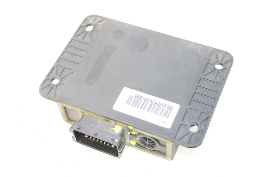 photo de ROLL LOCK RELE PIAGGIO MP3 500 (2011 - 2015) - Zoom sullo stato d'uso