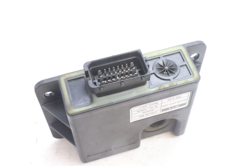 photo de ROLL LOCK RELE PIAGGIO MP3 500 (2016 - 2018) - Altra angolazione
