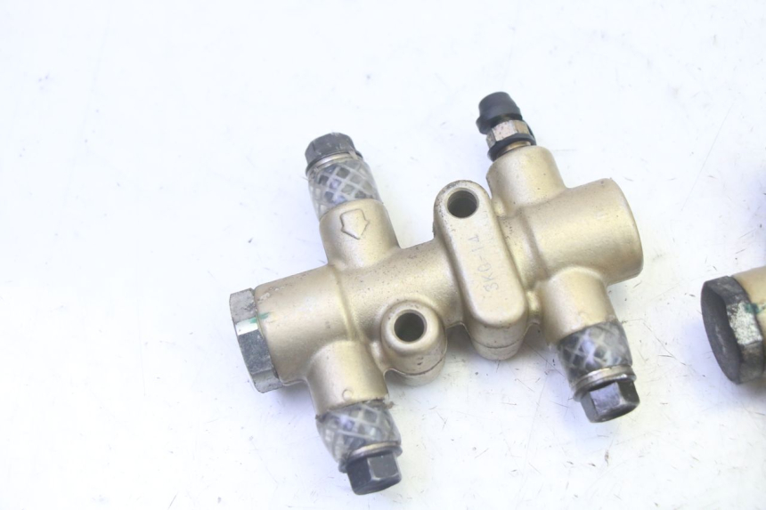 photo de TUBO FRENO ADIVA AD3 300 (2014 - 2020) - Zoom sullo stato d'uso