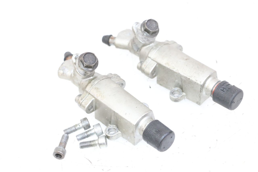 photo de TUBO FRENO YAMAHA FJ 36Y 1100 (1984 - 1985) - Vista d'insieme del prodotto