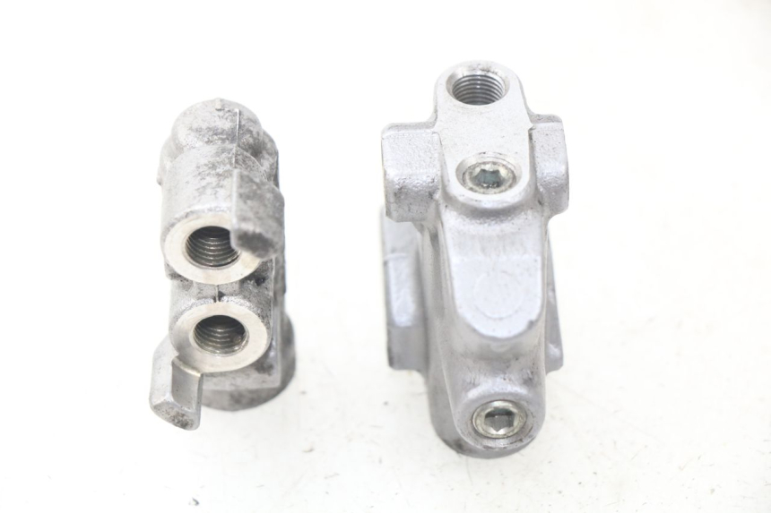 photo de DISTRIBUTORE FRENO YAMAHA FJR ABS 1300 (2006 - 2012) - Dettaglio del componente