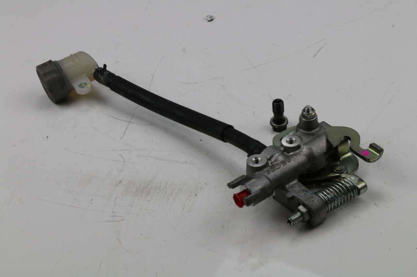 photo de DISTRIBUITORE FRENO HONDA PCX (JF28) 125 (2009 - 2011) - Vista principale