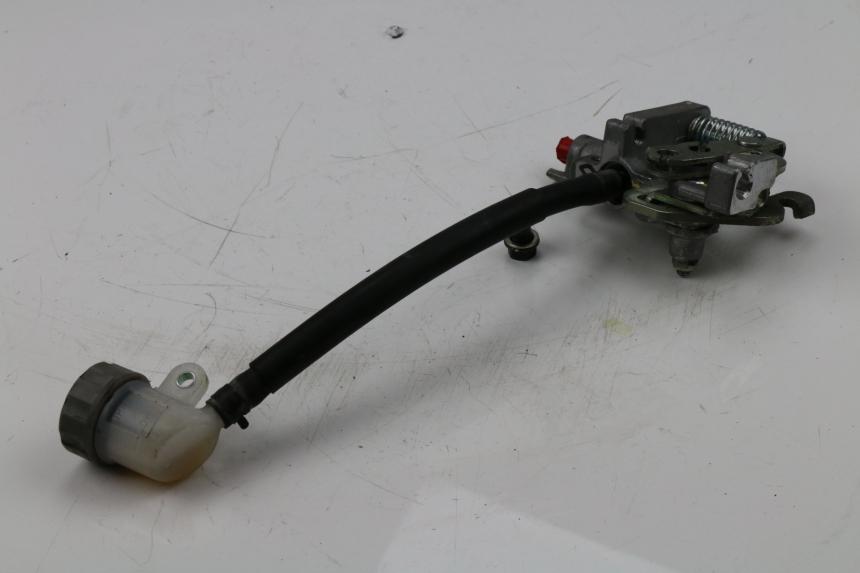 photo de DISTRIBUITORE FRENO HONDA PCX (JF28) 125 (2009 - 2011) - Stato della superficie e materiale