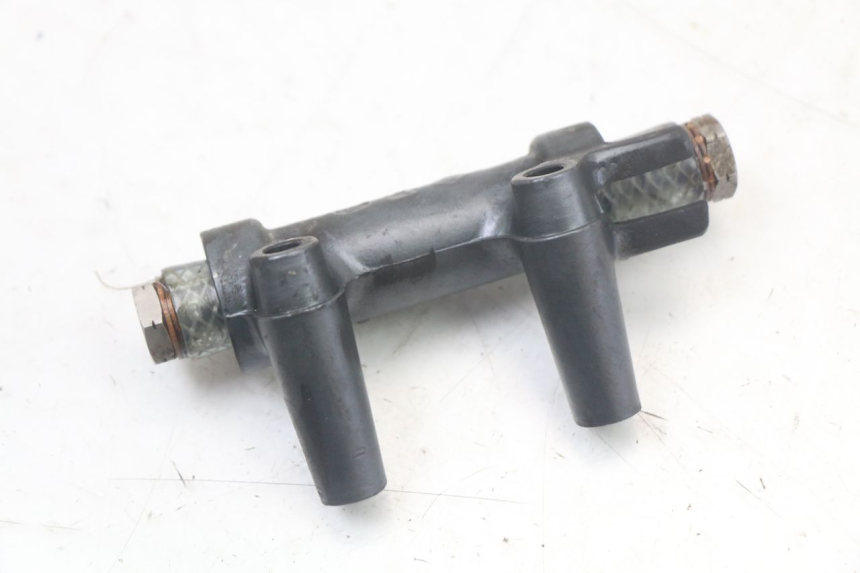 photo de DISTRIBUITORE FRENO KAWASAKI GTR 1000 (1994 - 2004) - Vista principale